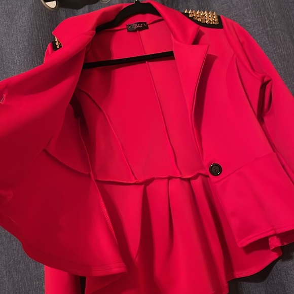 Red Spiked Shoulder Blazer Jacket - Picture 5 of 5
